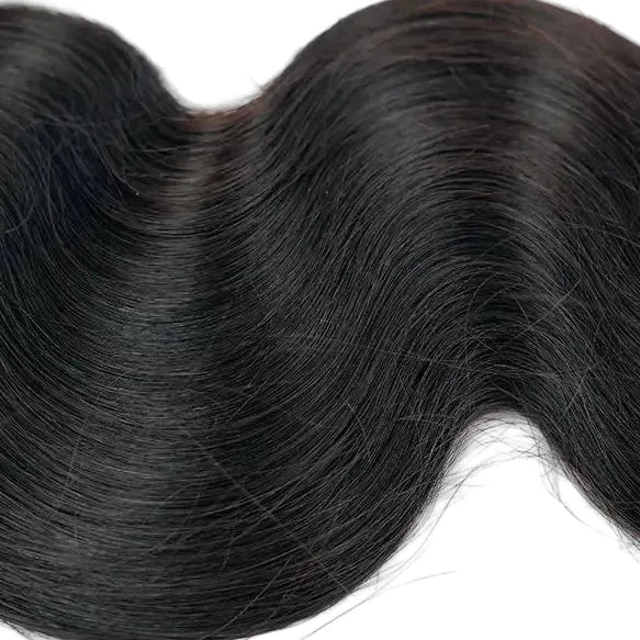 NoirLuxe Raw human hair body wave bundle in natural black
