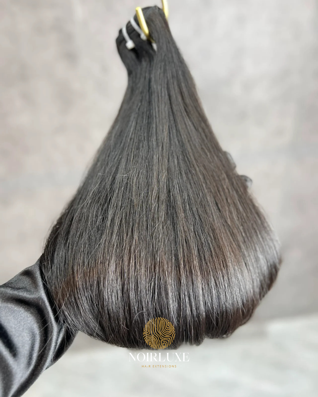 NoirLuxe Raw straight human hair bundle in natural black