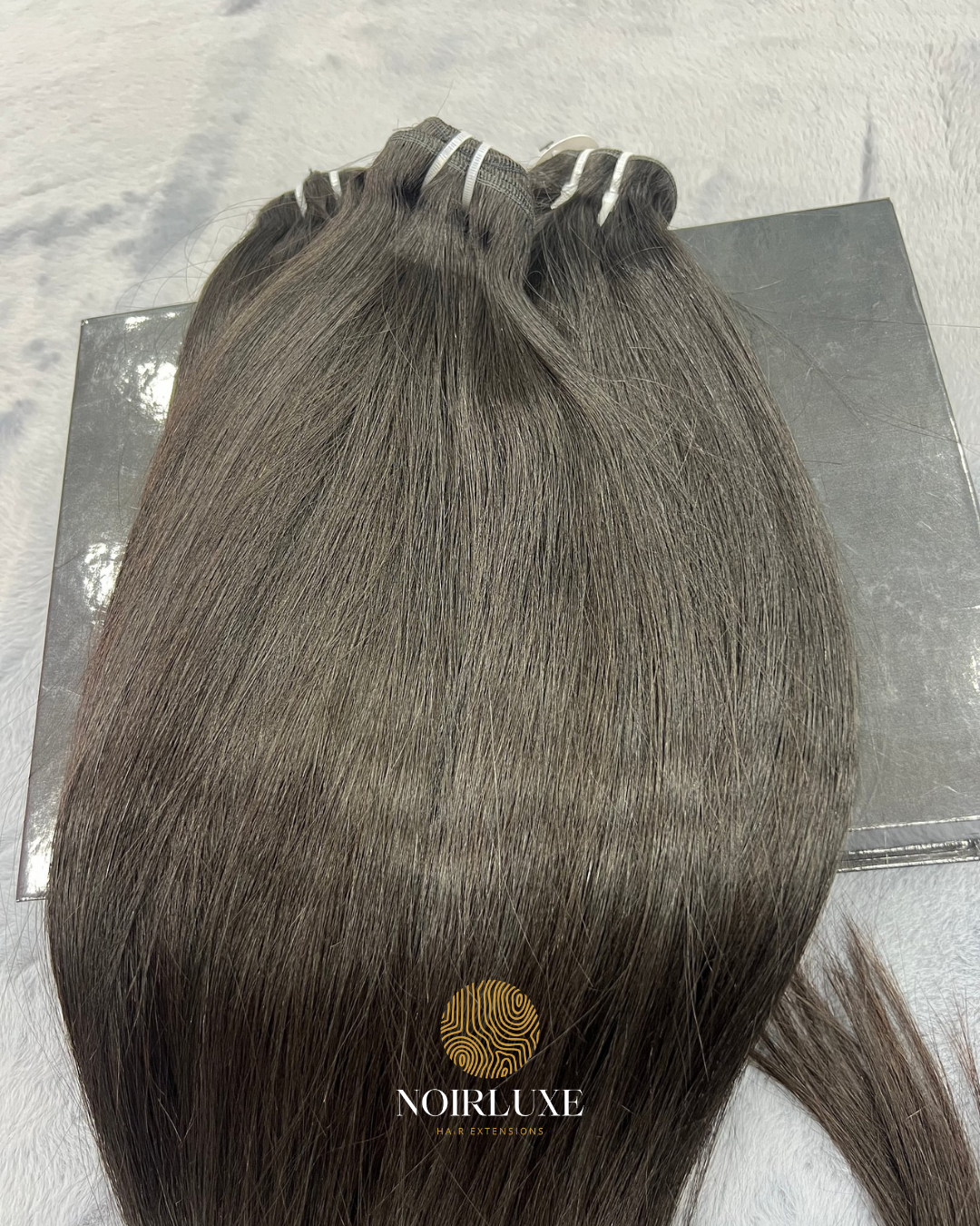 NoirLuxe virgin straight human hair bundle in natural black